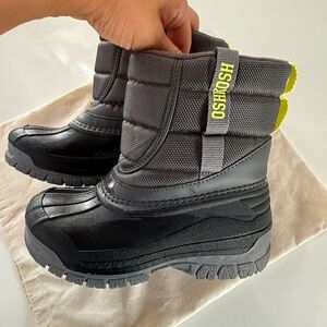 OshKosh B'gosh Gray and Black Winter Boots